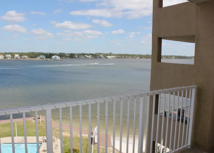 Compass Point 506: Lagoon-front With Pool And Pier