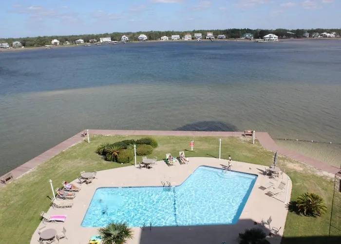 Compass Point 506: Lagoon-front With Pool And Pier Holiday home *